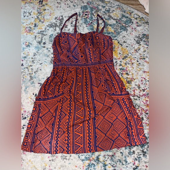 dress size 2 - Picture 2 of 8